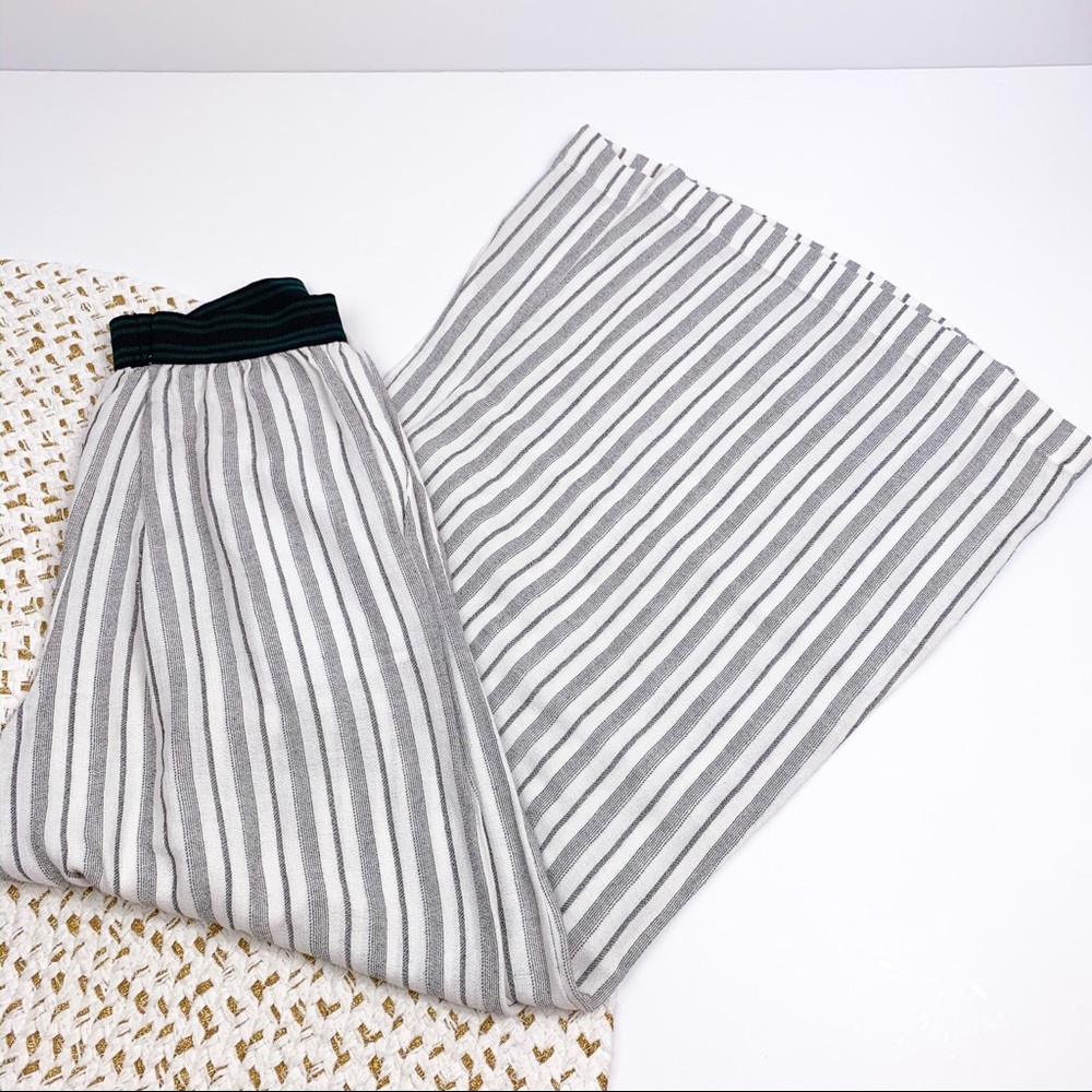 Free People Wide Leg Pull On Pant in Black & White - Picture 4 of 7